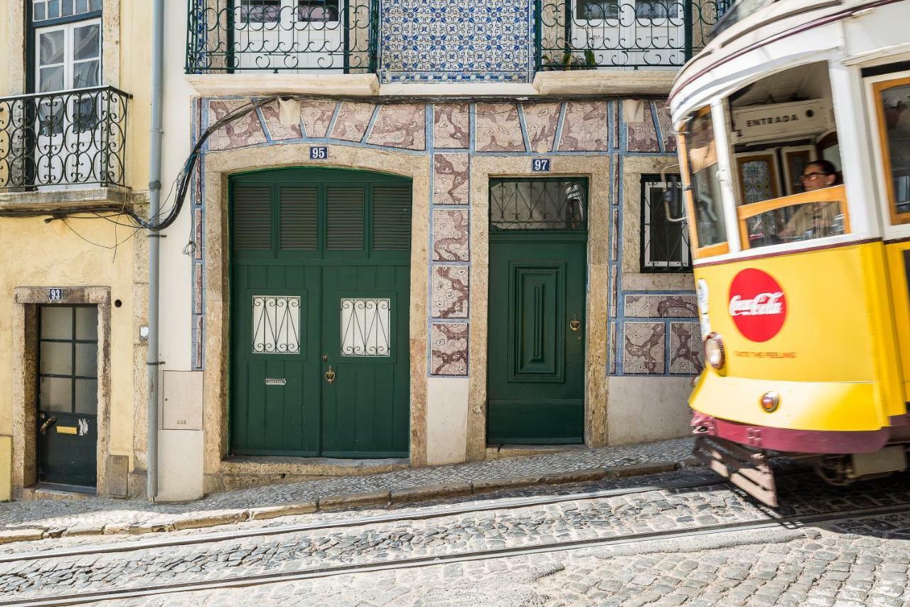Sao Vicente 1797 Apartments Lisbon Luaran gambar